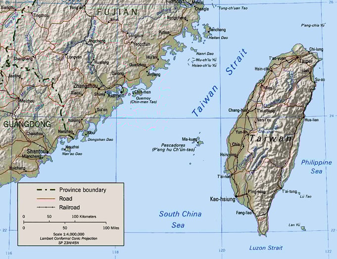 SAForesightNet's tweet card. Article about the geopolitical challenge of balancing independence and influence regarding the Taiwan Strait, with a view of how Sri Lanka should handle the situation too.