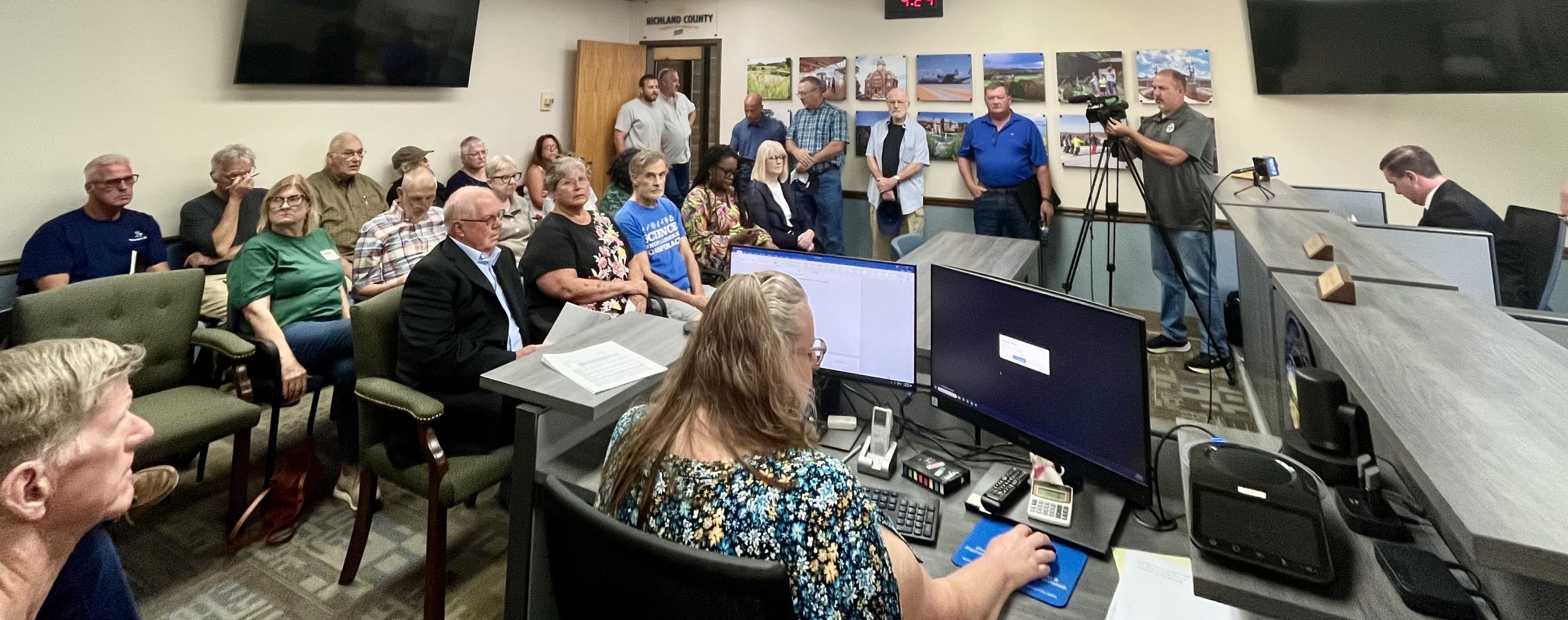pwrhungry's tweet card. Despite a room full of residents in opposition, Richland County commissioners Thursday banned wind/solar power projects in 11 townships.