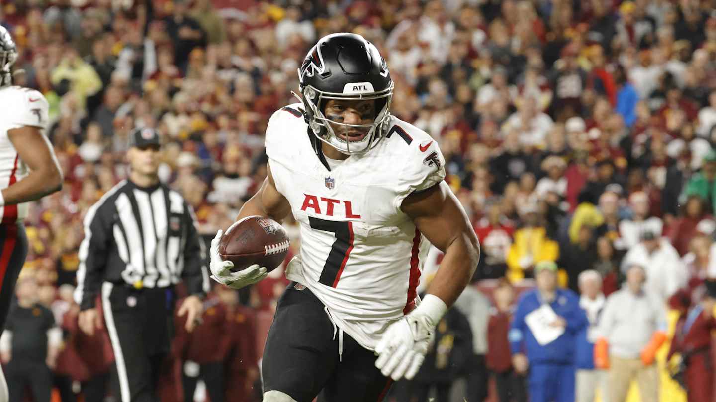 arkeshrayyyy's tweet card. The Atlanta Falcons top players have been hovering on the back end of several Top 100 lists this offseason, but they're in elite company on Pro Football Focus.