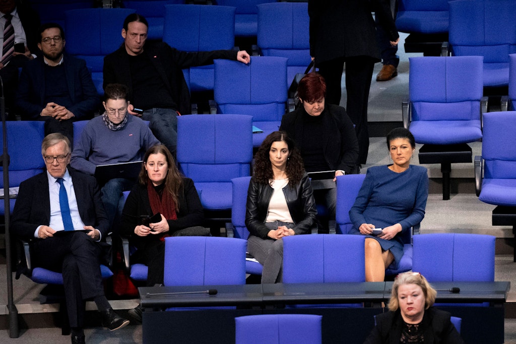 HarmNeitzel's tweet card. Ist das Bündnis Sahra Wagenknecht wirklich „rechtsoffen“, wie viele Medien behaupten? Wir haben Professor Dr. Hajo Funke um eine ideologische Einordnung des BSW gebeten.