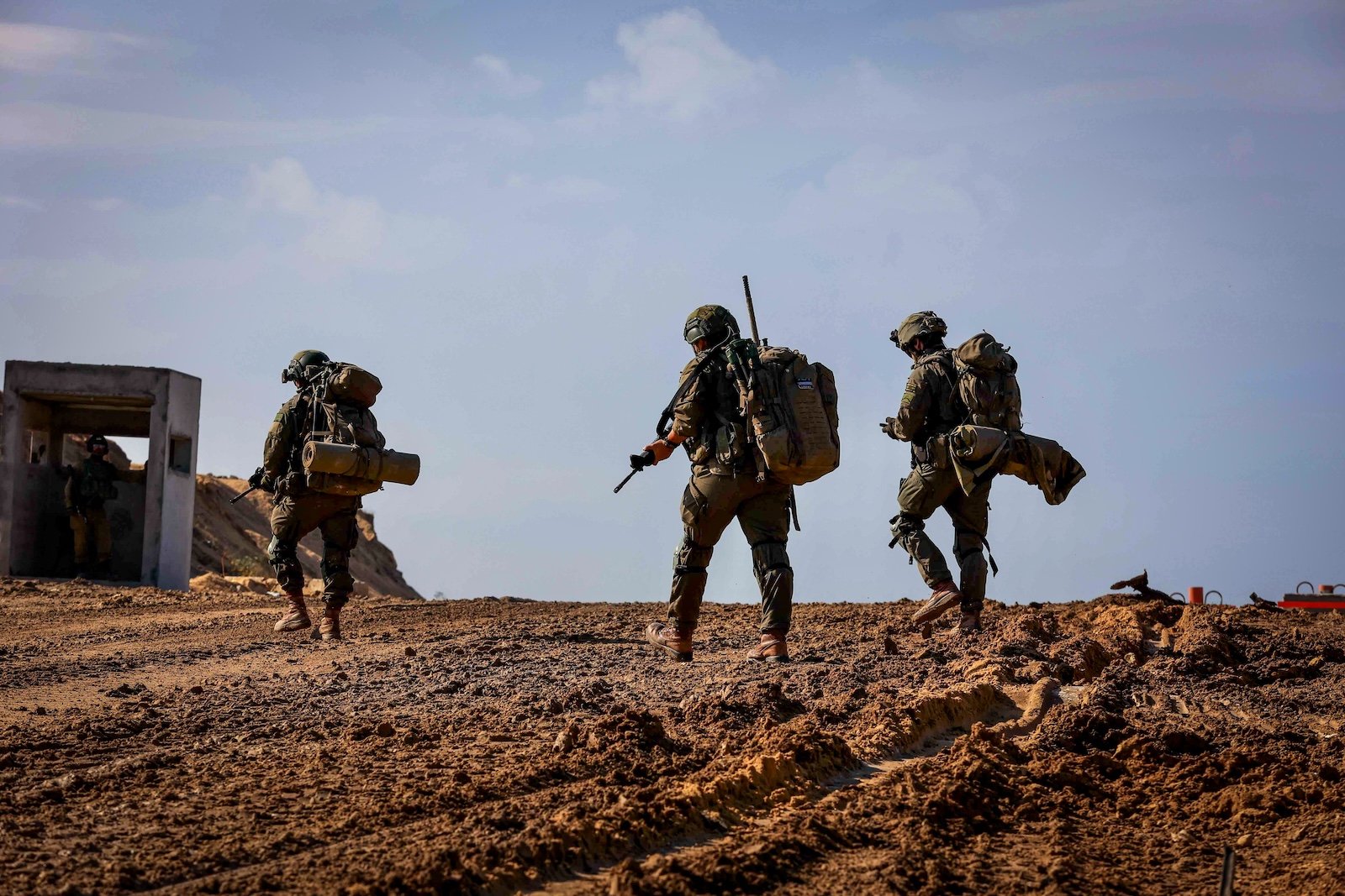 redsnoopy69's tweet card. Canada’s probe into the Israel-Hamas conflict doesn’t explicitly target Israelis, but its unclear scope has alarmed Jews amid rising international lawfare against soldiers