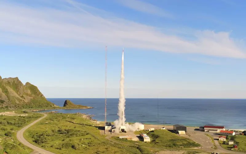 ESpaceflight's tweet card. A sounding rocket launched from an Andøya Space facility in Norway on 5 July to collect meteoric smoke particles from the upper atmosphere.