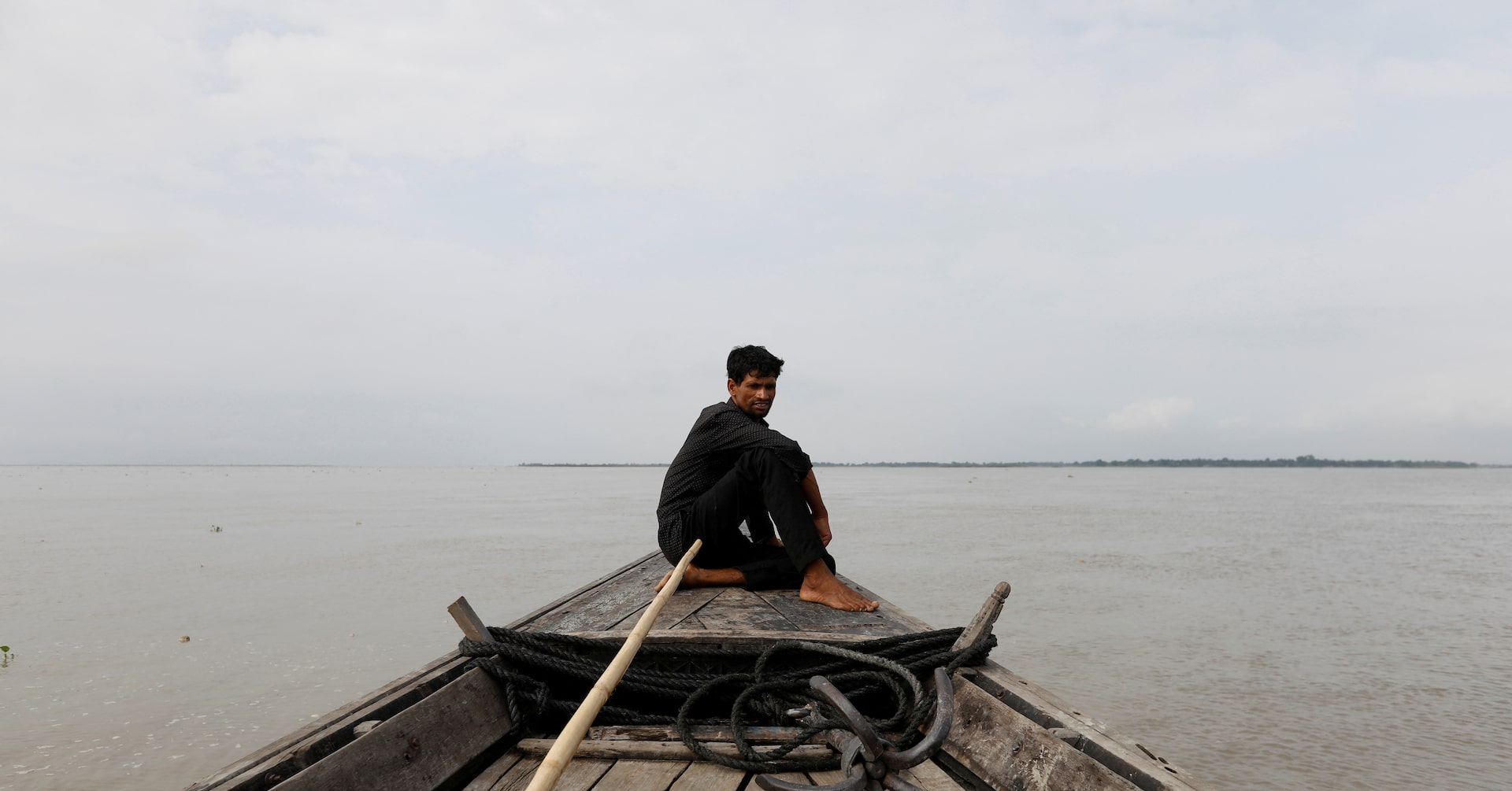 ErnestScheyder's tweet card. The dam will be located in the lower reaches of the Yarlung Zangbo. India and Bangladesh have already raised concerns about its possible impact on the millions of people who live downstream.