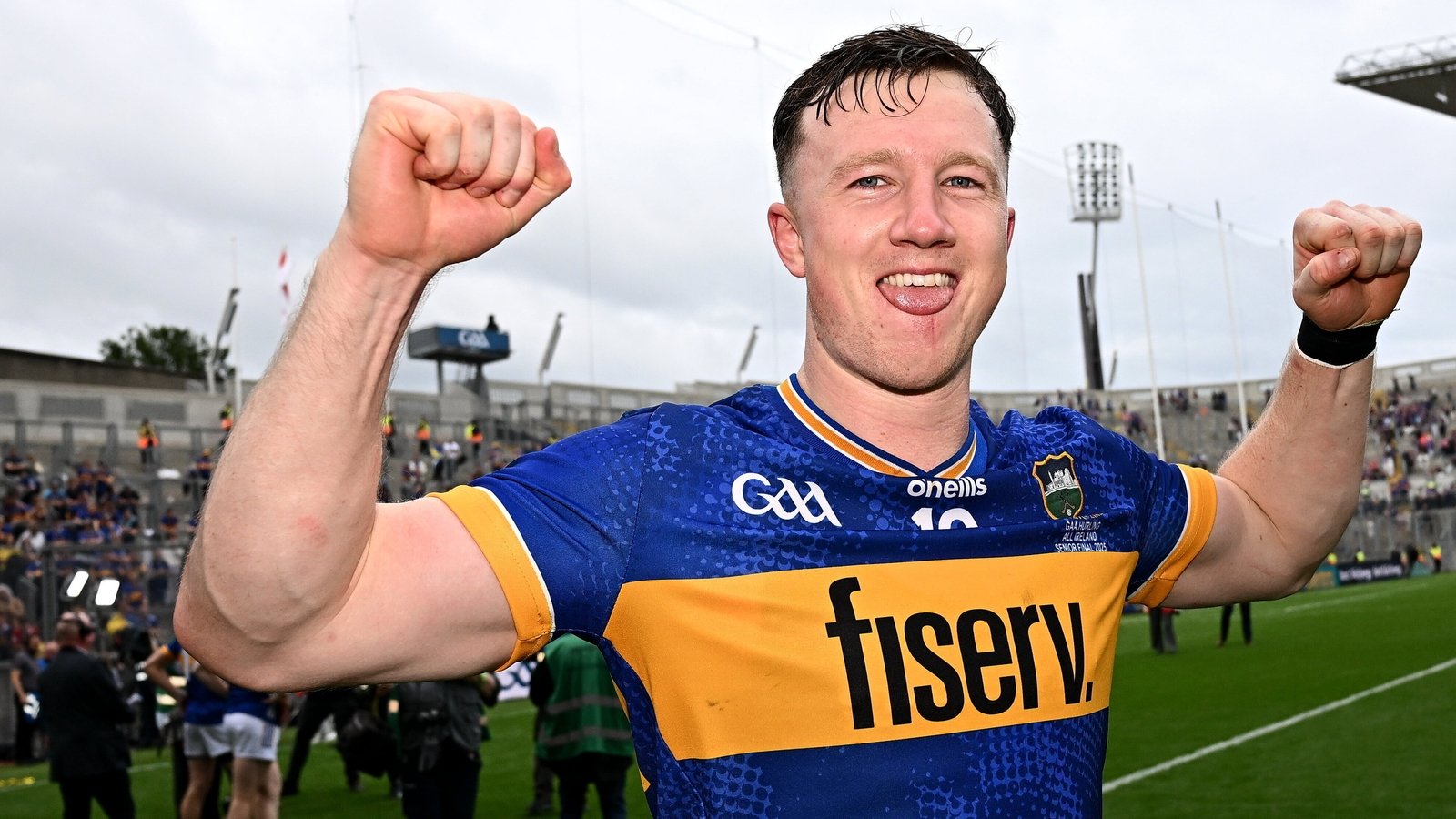 TheSundayGame's tweet card. Jake Morris is crowned hurler of the year as seven Tipperary players named on The Sunday Game team of the season.