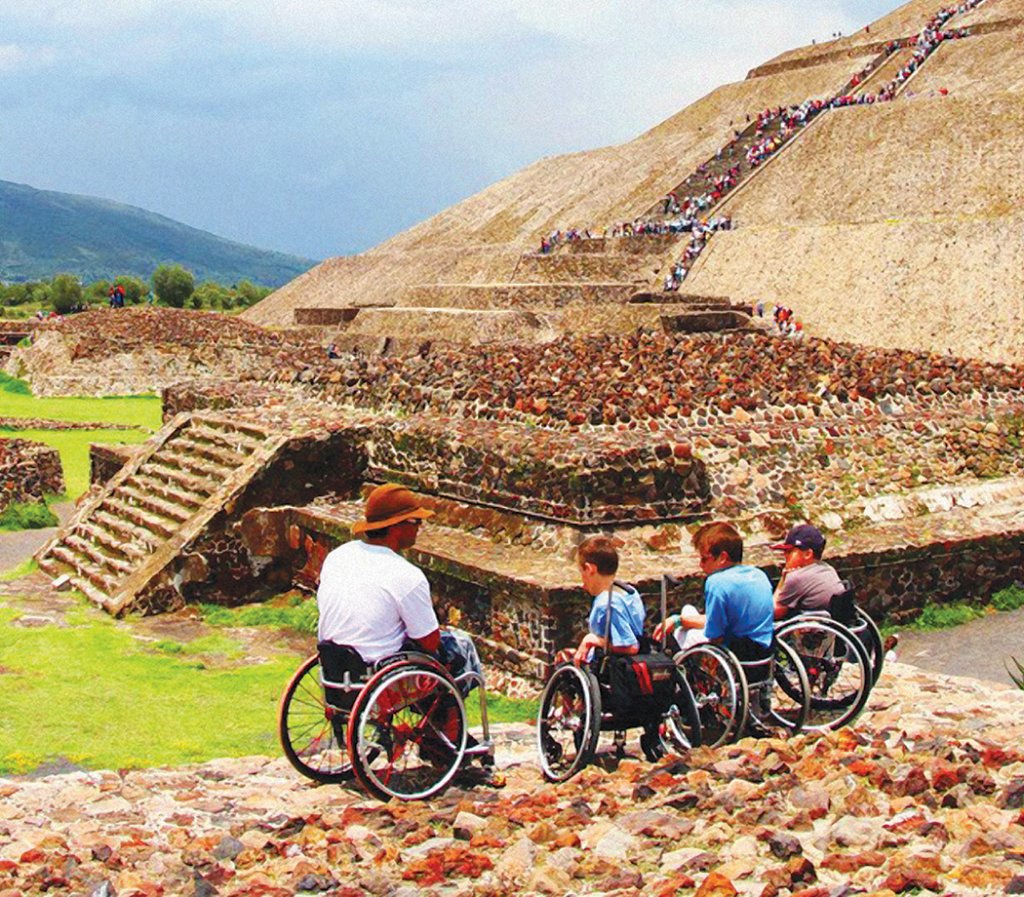 ReeveFoundation's tweet card. We asked 4 wheelchair travelers to tell us about the ups and downs of their trips around the world and provide tips to keep in mind for your next adventure.