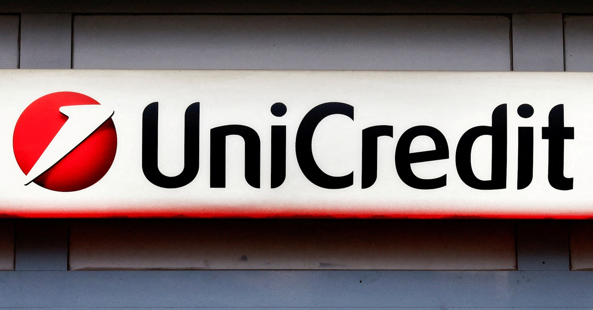 GVagnoni's tweet card. Some UniCredit board members are seeking greater clarity from CEO Andrea Orcel on his M&A plans and have asked him to explain the way forward, two sources said, after a spat with Rome delivered...