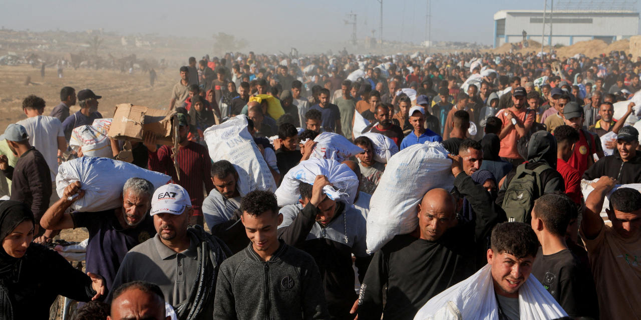 VeraMBergen's tweet card. A visit to one distribution site shows how a system designed to squeeze out the U.N. and Hamas continues to draw hungry Palestinians into deadly encounters.