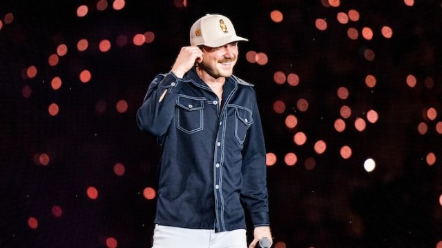 UPROXX's tweet card. The country star has eclipsed several music titans’ records.