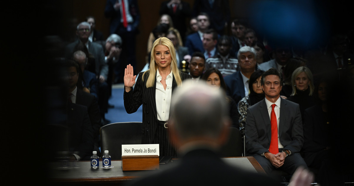 RobertFaturechi's tweet card. Disclosure forms show that Bondi sold between $1 million and $5 million worth of shares on April 2. That day, after the market closed, Trump’s “Liberation Day” press conference sent the market...