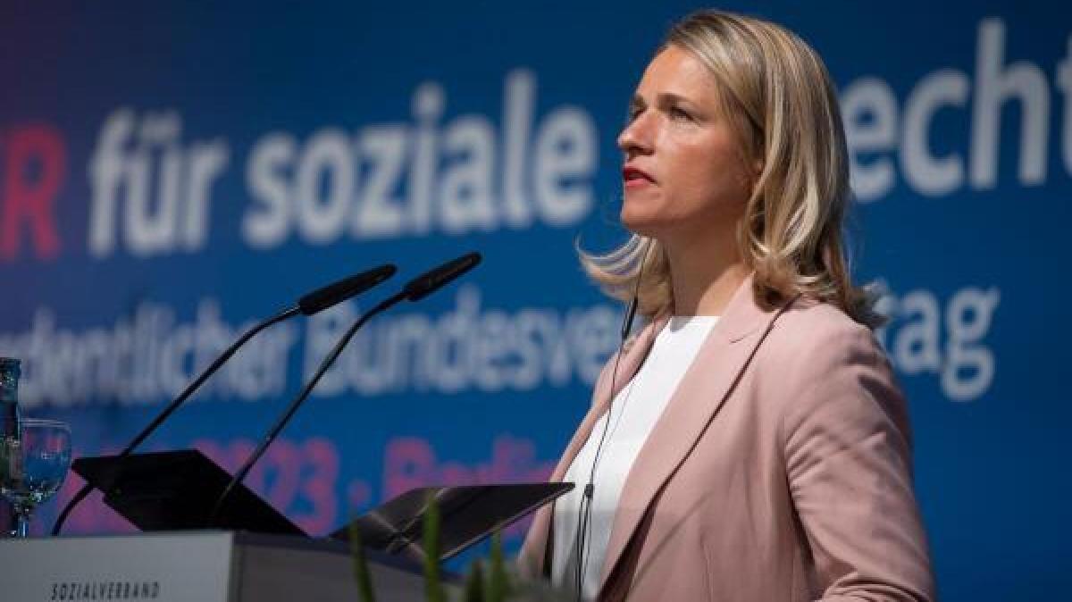durrwanget's tweet card. In der Debatte um einen „Renten-Soli“ gegen Altersarmut fordert die Präsidentin des Sozialverbandes VdK, Verena Bentele, eine Reform der Steuerfinanzierung der Sozialkassen.