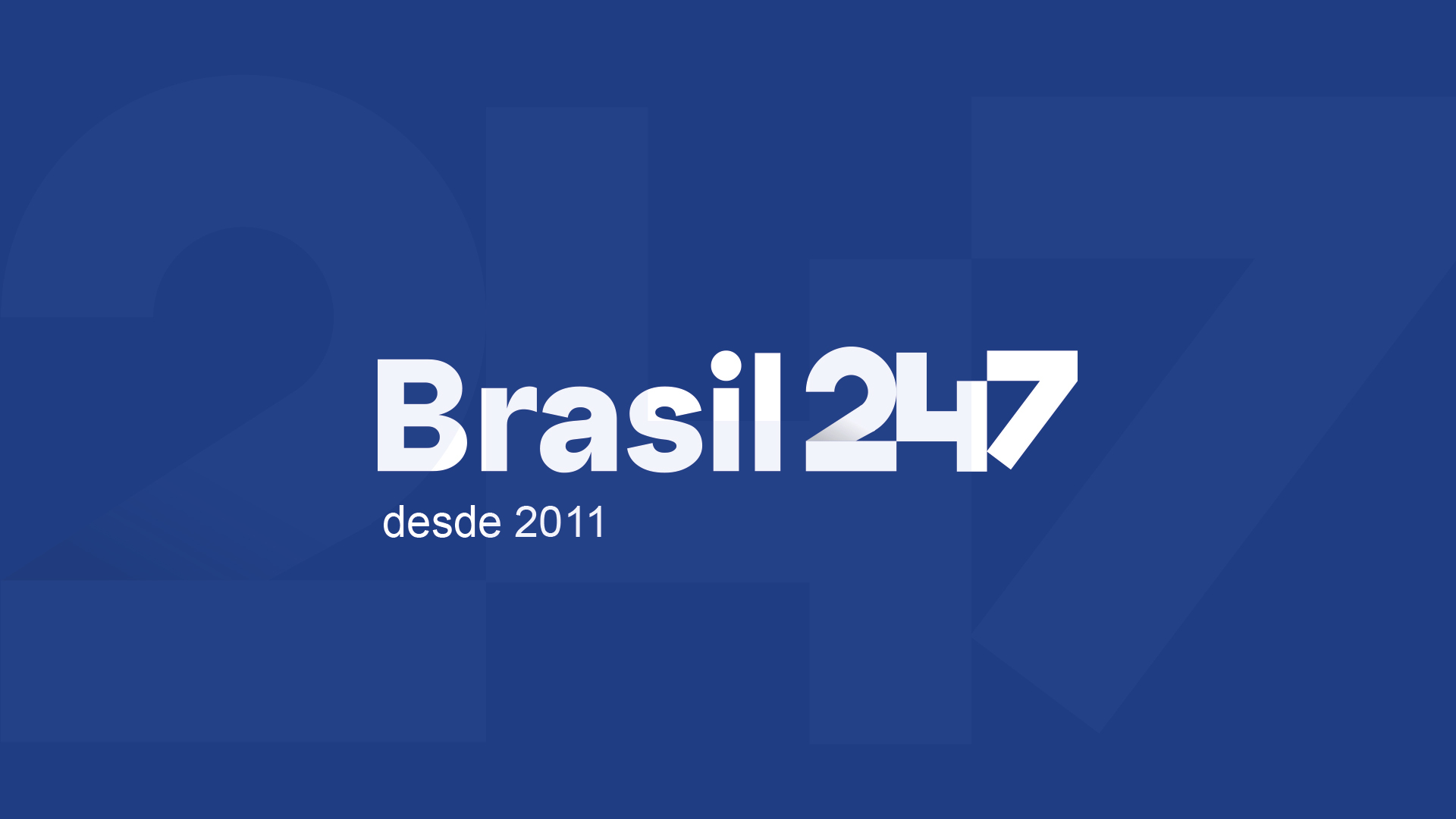 deniseassis3's tweet card. O que acontece, por que acontece. 24 horas por dia, sete dias por semana