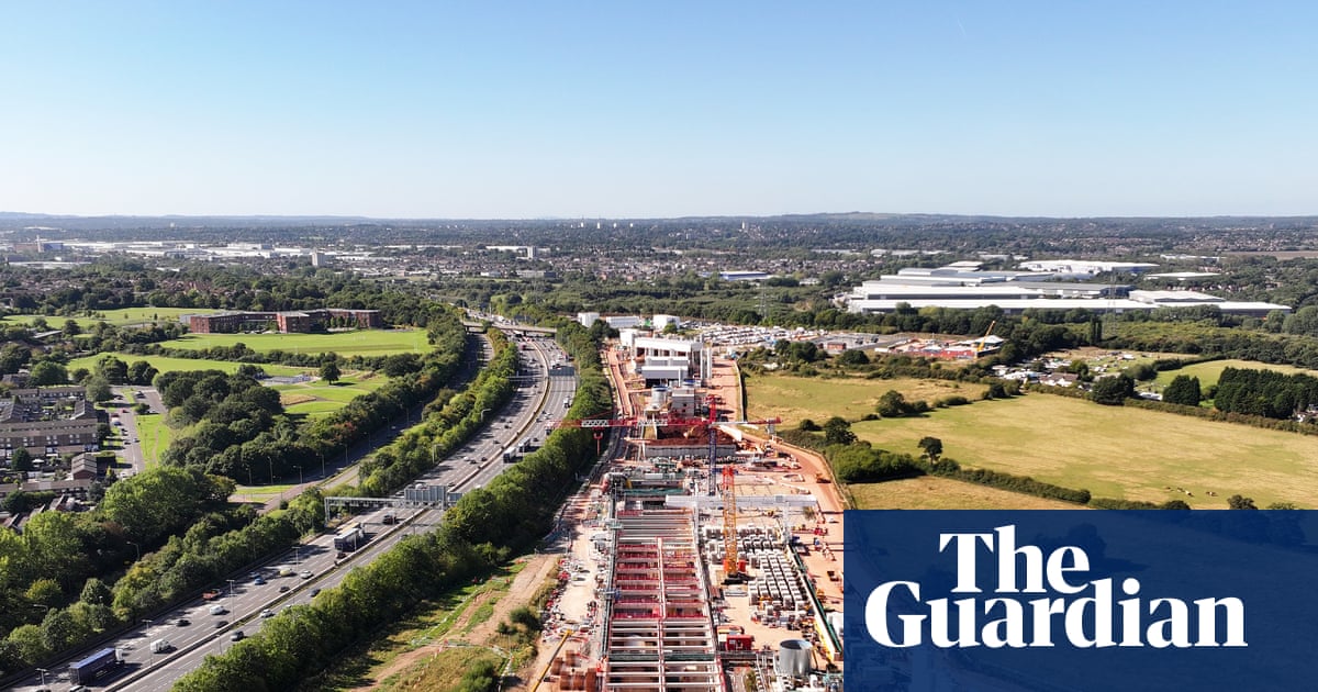 RichardWellings's tweet card. Reviving line to Manchester and Leeds would help get lorries off roads and cut emissions, according to lobby group