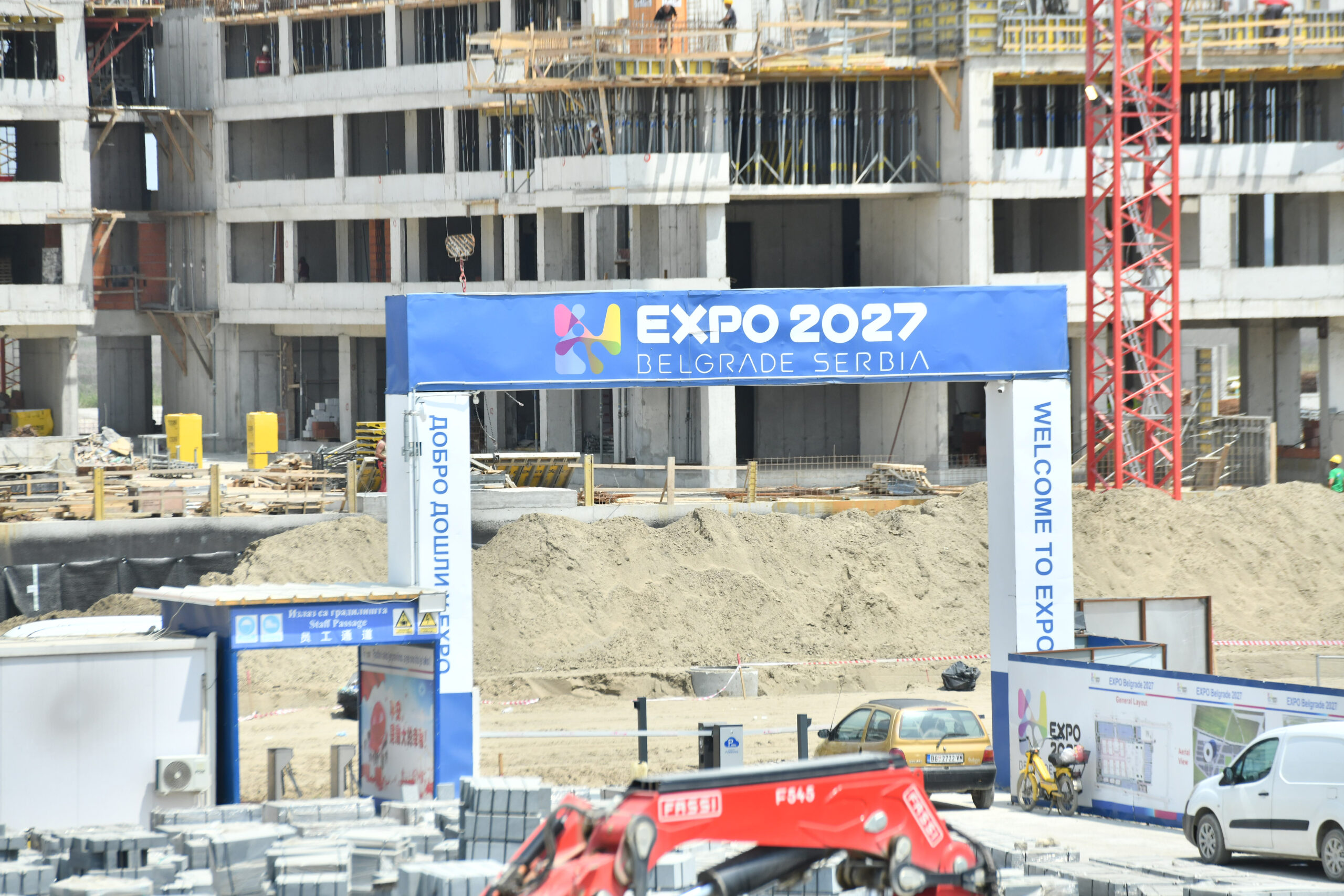novarsonline's tweet card. Preduzeće EXPO 2027, na čije je čelo Vlada Srbije imenovala Danila Jerinića umesto Dušana Borovčanina, u 2024. godini imalo je ukupne rashode 1,36 milijardi dinara, a trećinu je potrošilo na market...