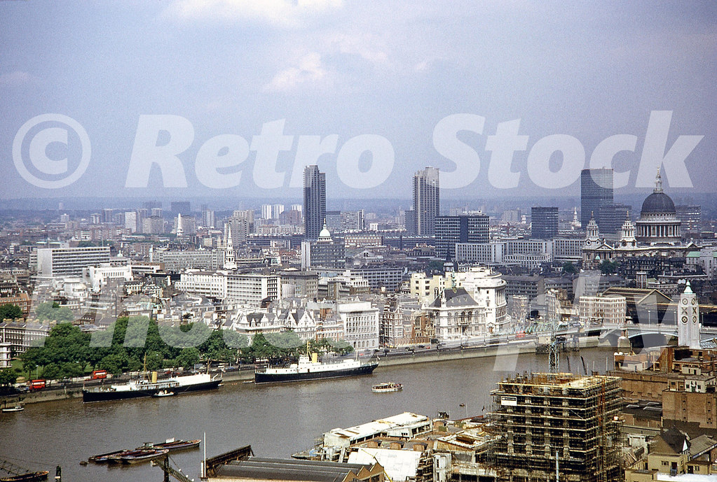 se1's tweet card. This photo can be purchased as an instant download or canvas print (watermark-free) by visiting our site at: retrostockphotography.com/