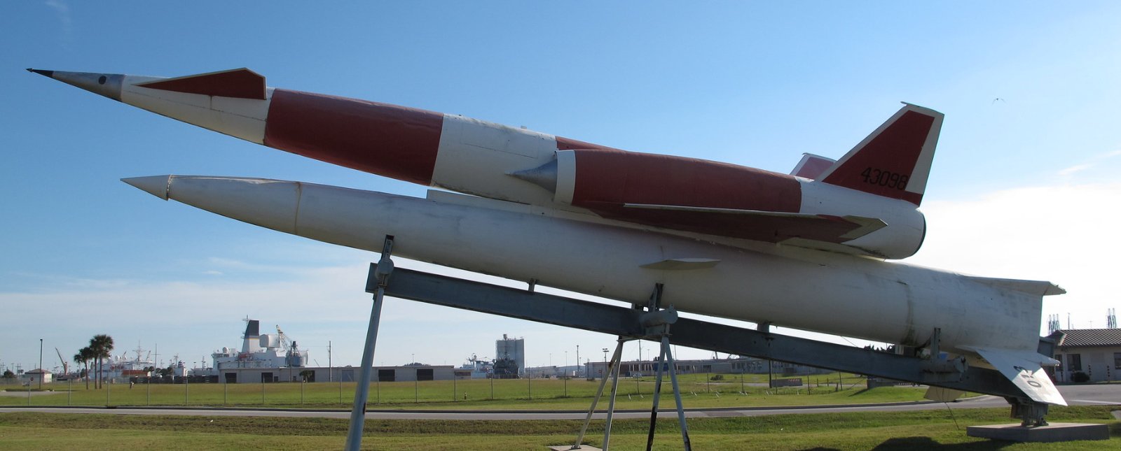 ECPR_TheLoop's tweet card. The core principles of the Treaty on the Non-Proliferation of Nuclear Weapons (NPT) are to prevent a the development and acquisition of nuclear weapons, and to reach complete disarmament. But, argues...