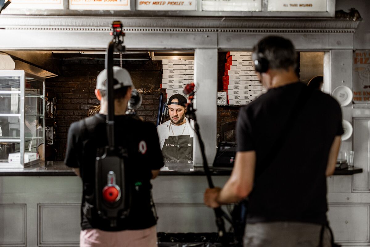 simonowens's tweet card. In kitchens around the world, chefs are turning to YouTube to learn new skills and establish their culinary reputations.