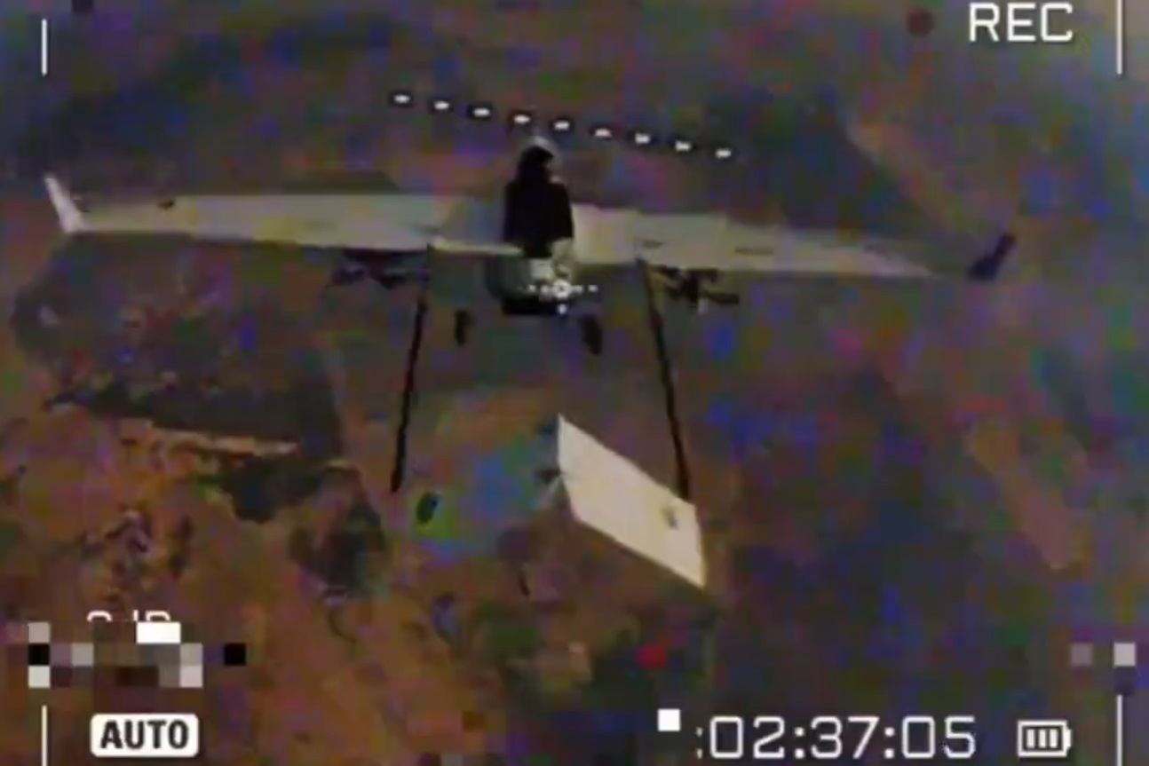 Defence_blog's tweet card. Russian forces have released footage purporting to show the interception of a Ukrainian “drone carrier” aircraft over southern Ukraine. The incident reportedly took place in airspace above the...