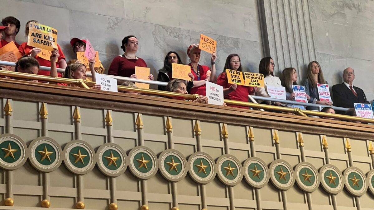wkms's tweet card. When the Tennessee House re-elected Cameron Sexton as House Speaker on Tuesday, members of the public gallery booed the decision. Now, Sexton, R-Crossville, will have the power to ban vocal observers...