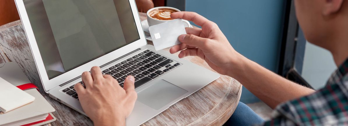 KallMeKurtis's tweet card. The United States market has shown a robust performance, with a 1.3% increase over the last week and a 15% rise over the past year, while earnings are projected to grow by 15% annually in the coming...