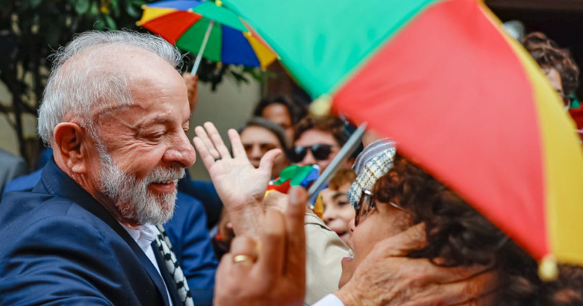 pereir12's tweet card. A coalizão supermajoritária do presidente não tem garantido blindagem política
