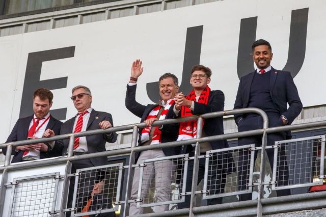 GazFootballNerd's tweet card. Having successfully negotiated the penultimate match of the league programme by producing a thoroughly professional win over Wycombe, Orient now stand just one more game away from a return to the L…