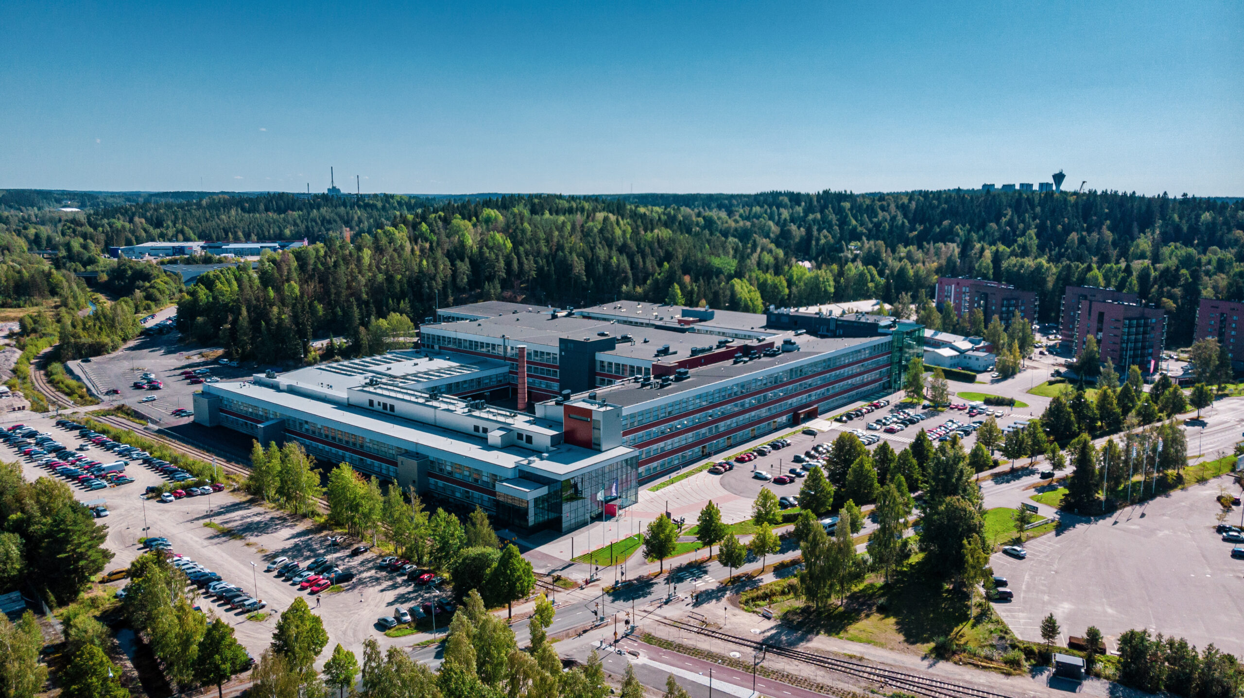 TechFinland's tweet card. Teknopäivä kokoaa yhteen pk-yritykset ympäri Suomen ja tarjoaa ajankohtaista tietoa kasvuhakuisille yrityksille. Tapahtumassa jaetaan parhaita oppeja ja hyviä vinkkejä yrityksen kasvuun.