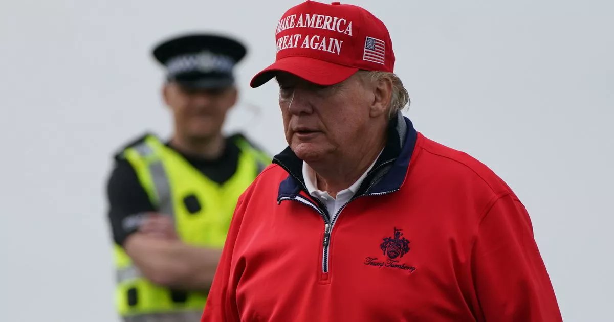 Record_Politics's tweet card. The Scottish Police Federation warned at the weekend of the strain on the service ahead of the President's trip.