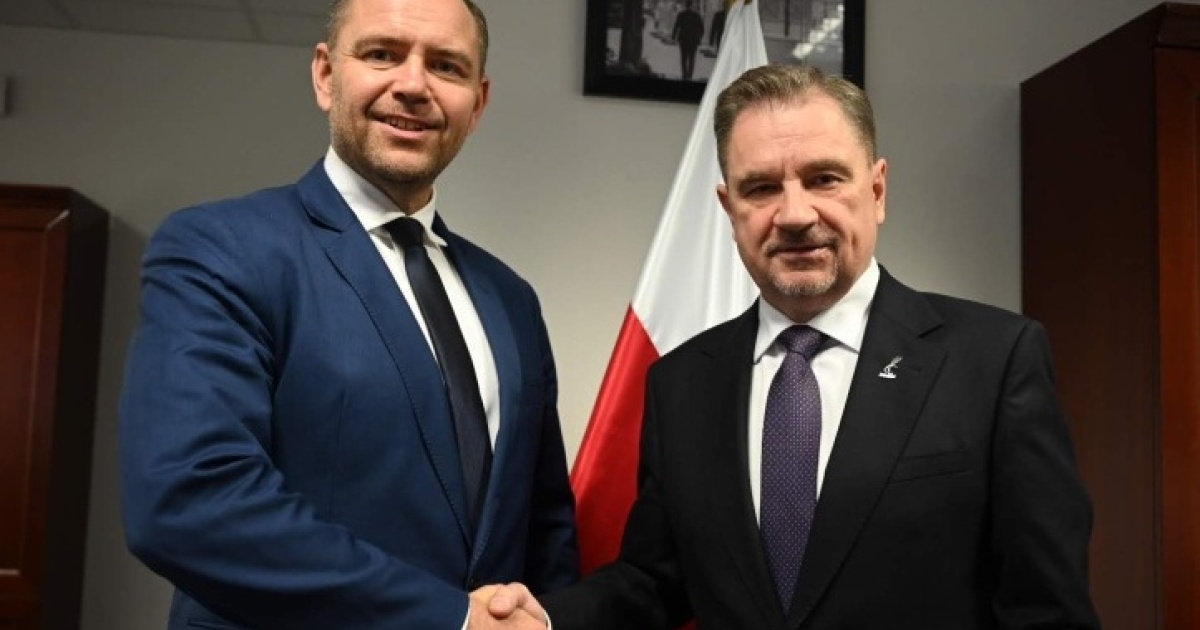 DudaSolidarnosc's tweet card. "Jeśli zajdzie taka potrzeba, Solidarność stanie na wezwanie Polski. Jestem głęboko przekonany, że tak jak w 1980 roku razem z Solidarnością staną miliony Polaków. Pokażmy swoją siłę i wsparcie dla...