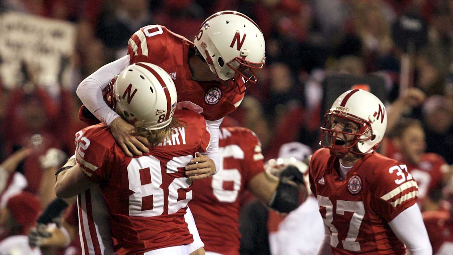 iKalebHenry's tweet card. There have been 25 seasons of Huskers dominating that third phase of the game. We must now decide on the specialists for the All-Quarter-Century team.