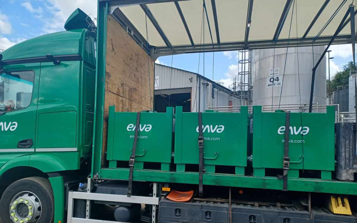 BatteryBulletin's tweet card. Enva has unveiled the Battery Safe Box, a new solution designed for the secure storage and transport of waste and defective lithium-ion batteries.