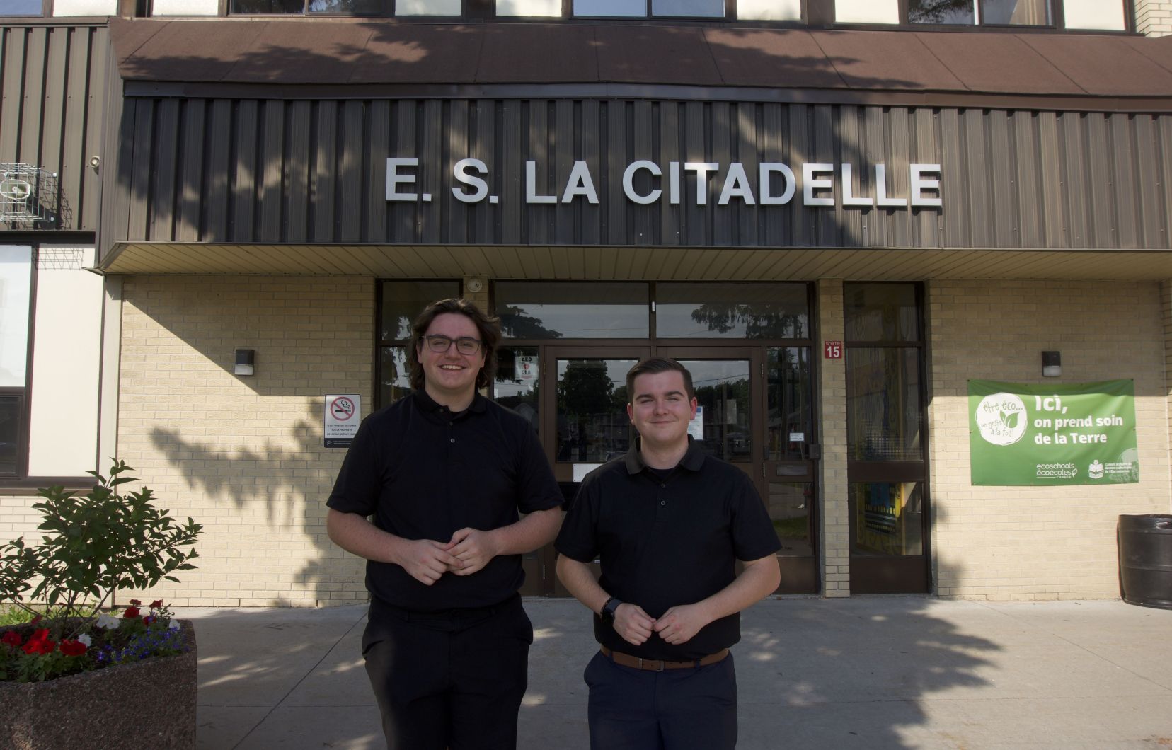 gmarchildon's tweet card. Le Comité 73 de Cornwall demande une nouvelle école secondaire pour les francophones de la ville.