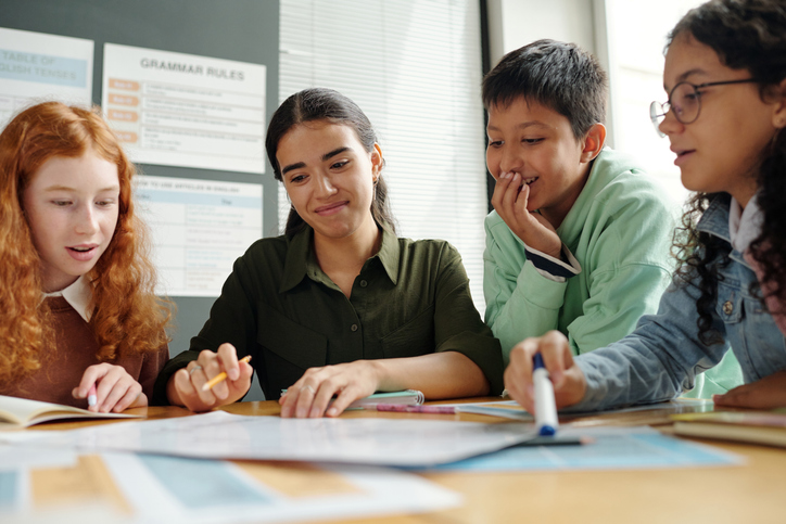 ExemplarsK12's tweet card. Finding tasks to use in the classroom can be a feat when you have students reading at a 3rd-grade level and a 9th-grade level in the same class.