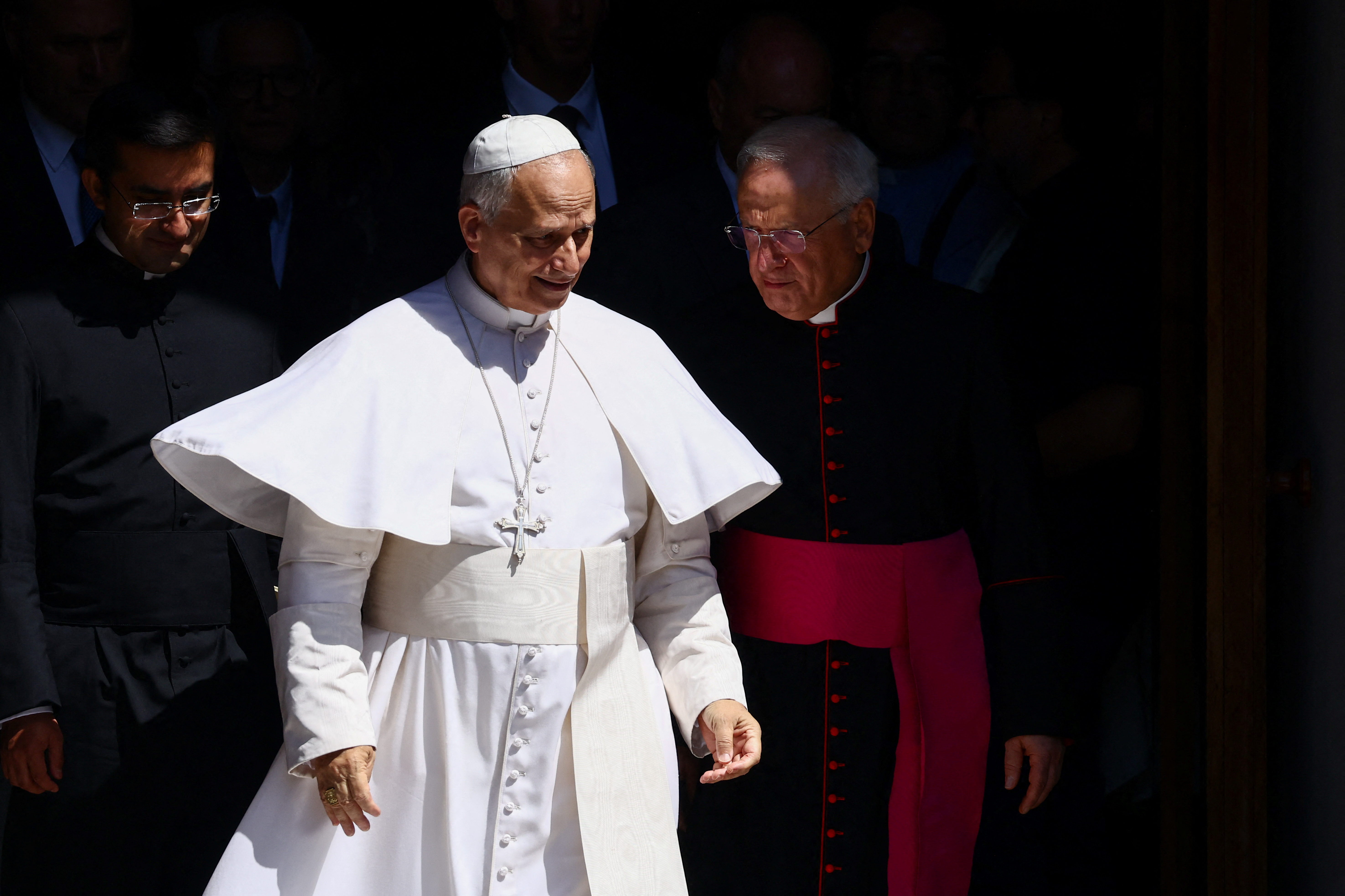 MiddleEastEye's tweet card. Pontiff faces growing pressure on social media to lead efforts to bring life-saving food and medical supplies into the besieged enclave