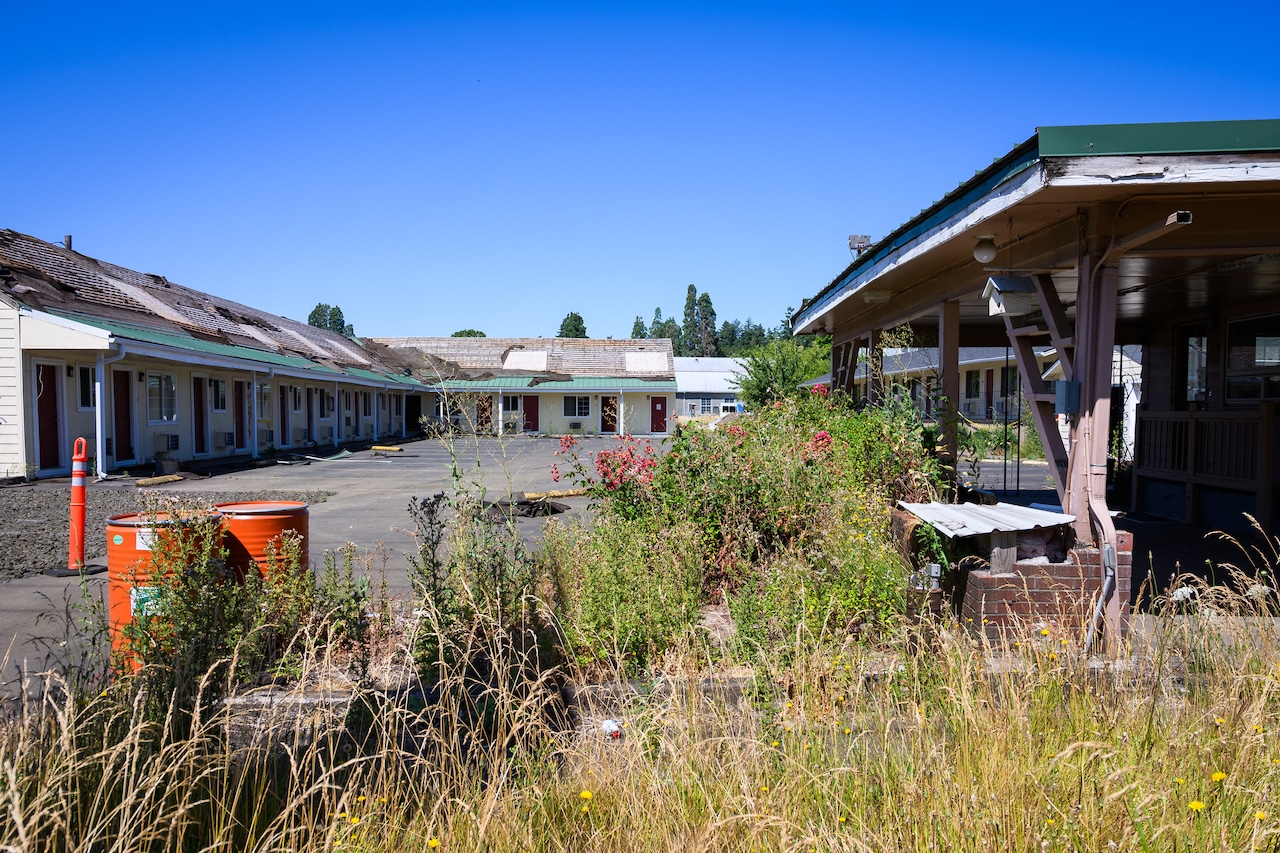 RepYunker's tweet card. Corvallis needs to build 8,000 housing units to accommodate population growth over the next 20 years.