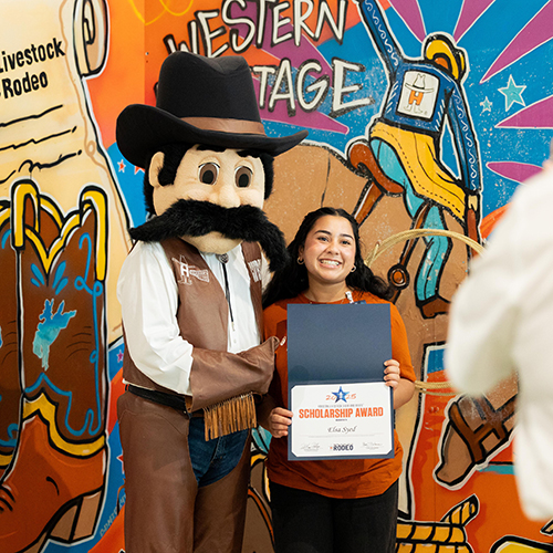 pndblog's tweet card. Two-thirds of this year’s largest-ever class of scholarship recipients are female, 29 percent will be first-generation high school graduates, and 49 percent will be first-generation college attende...