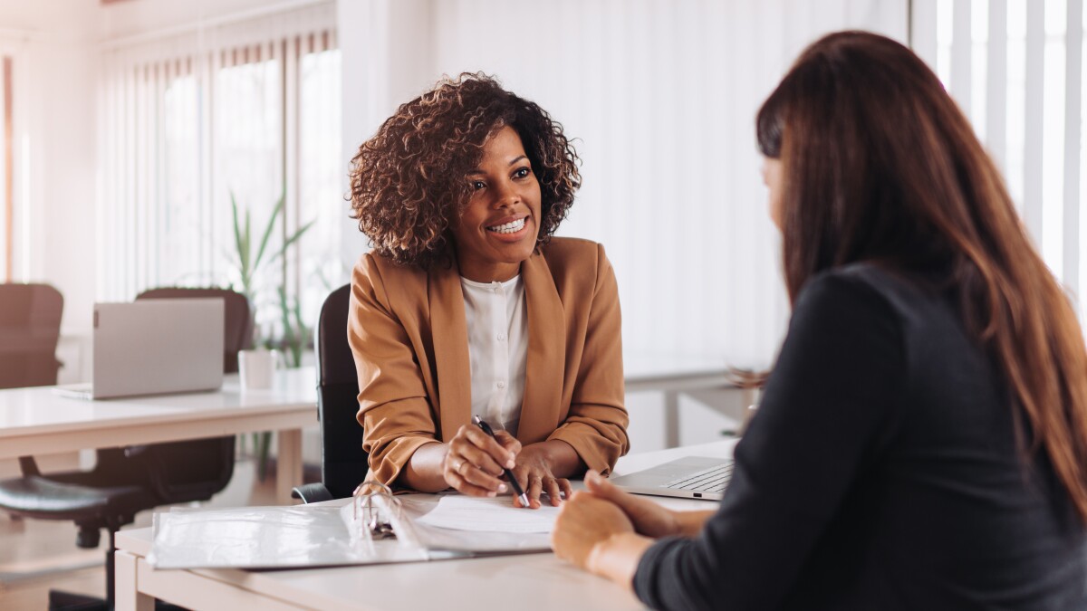 AmerBanker's tweet card. The insights of frontline employees can be invaluable tools for improving a bank's operations. It's up to executives to get out of the office and listen to what they have to teach them.