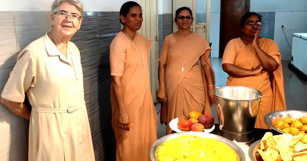 NCRonline's tweet card. Sr. Maria Rosa served as a formator and trainer for Franciscan nuns and a missionary among people living with leprosy in India. She returned to Spain two days after the golden jubilee of her congre...