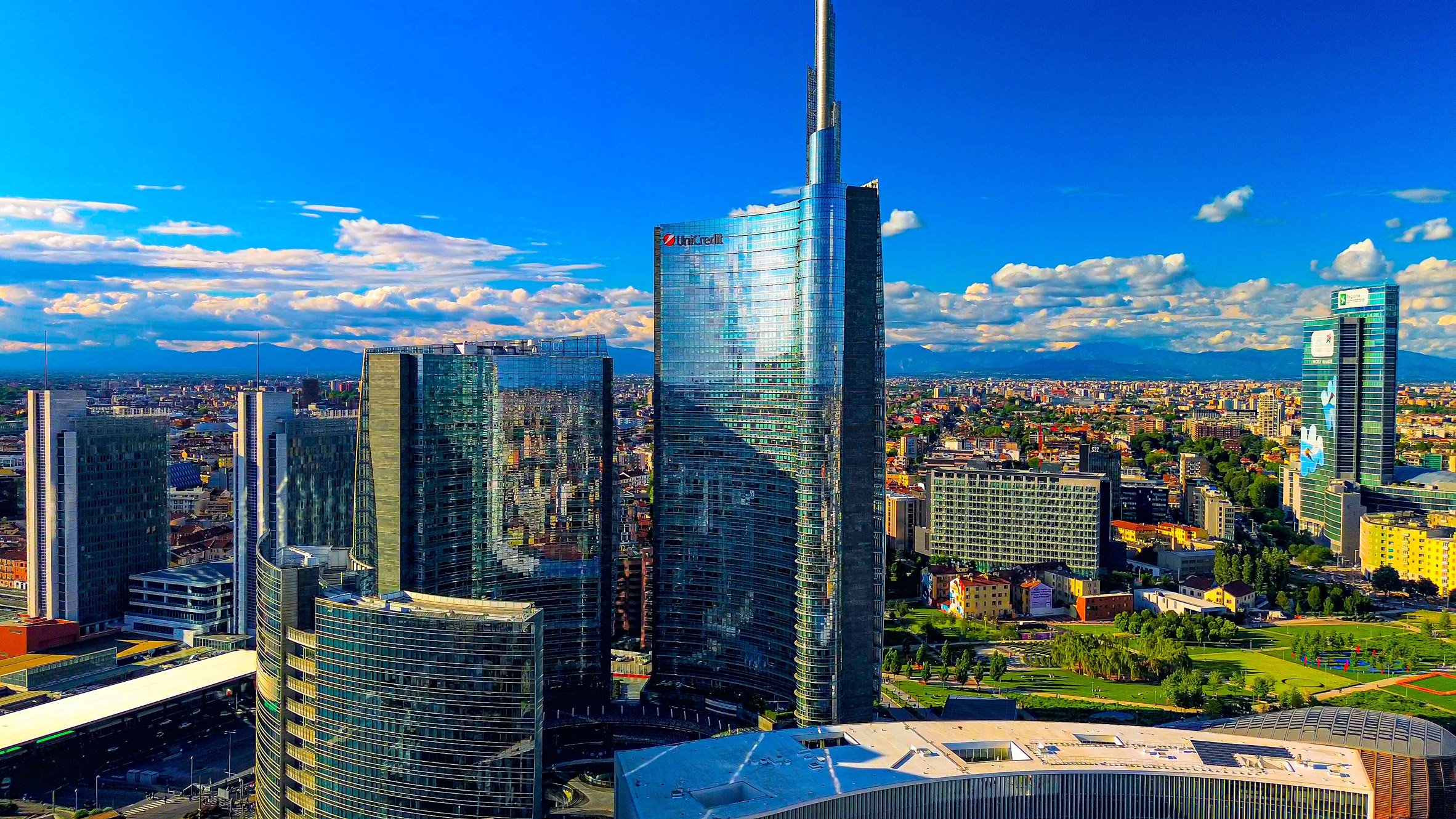 dezeen's tweet card. Prosecutors are seeking the arrest of developer Manfredi Catella and Milan city council member Giancarlo Tancredi for bribery related to the city's skyscraper boom over the past decade.