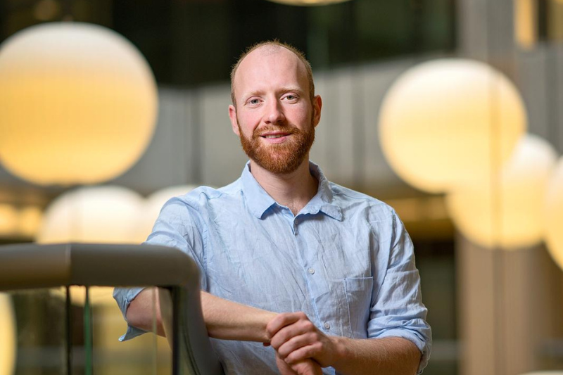 we_are_Quatt's tweet card. Nederland aan de hybride warmtepomp krijgen – dat is de ambitie van Marijn Flipse (30), CEO van Quatt. ✓Lees meer