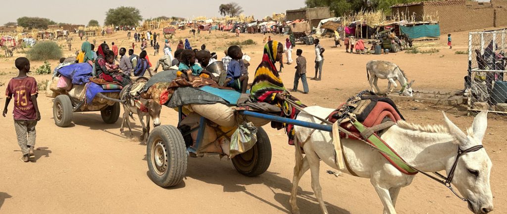 amnestypress's tweet card. “To stop this humanitarian emergency from spiraling further, parties to the armed conflict must facilitate rapid, unconditional and safe access to humanitarian aid, and end all attacks on humanitar...