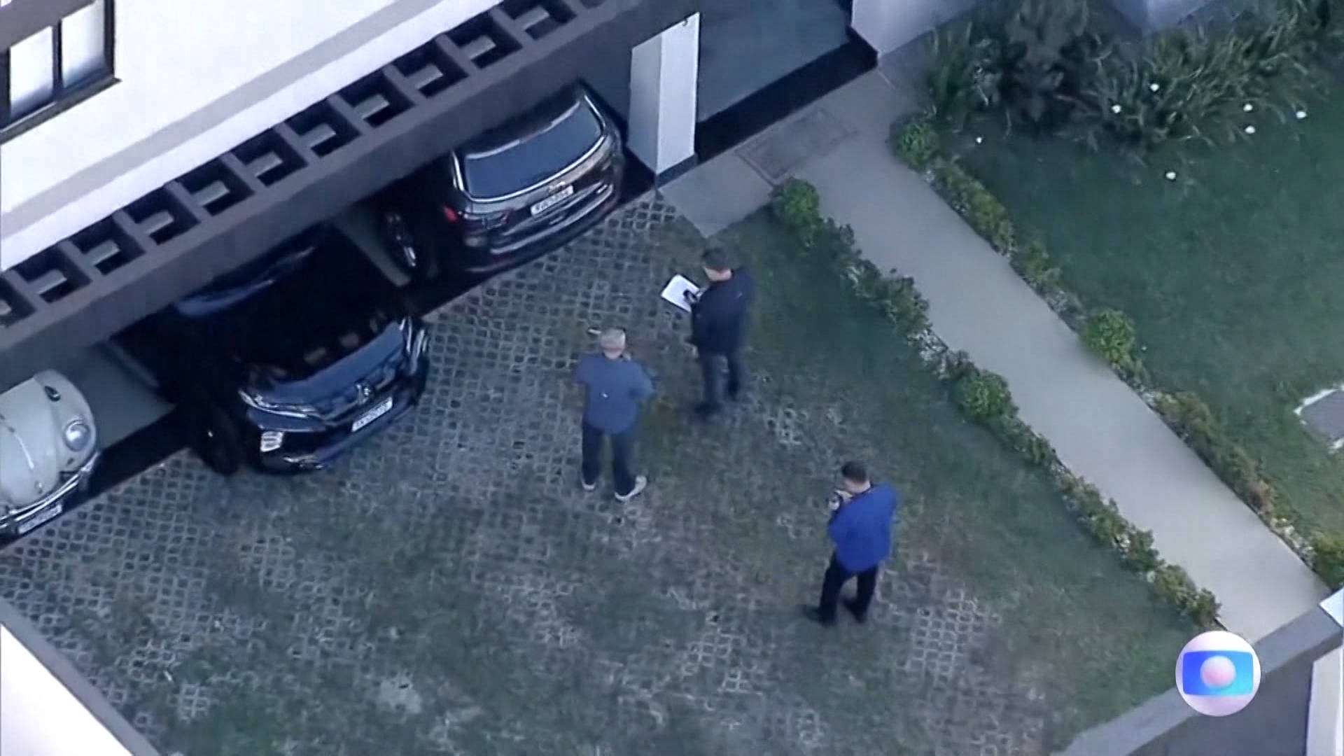 democracynow's tweet card. Police in Brazil raided the home and political headquarters of former far-right President Jair Bolsonaro on Friday. Brazil’s Supreme Court also ordered Bolsonaro to wear an electronic ankle monitor,...