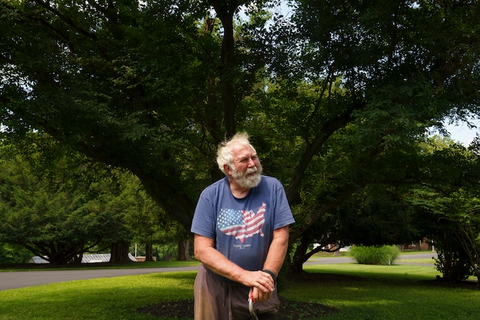 Tim_Prudente's tweet card. A Maryland program to spot and document its biggest trees started a century ago. John Bennett is the man who keeps the mission alive.