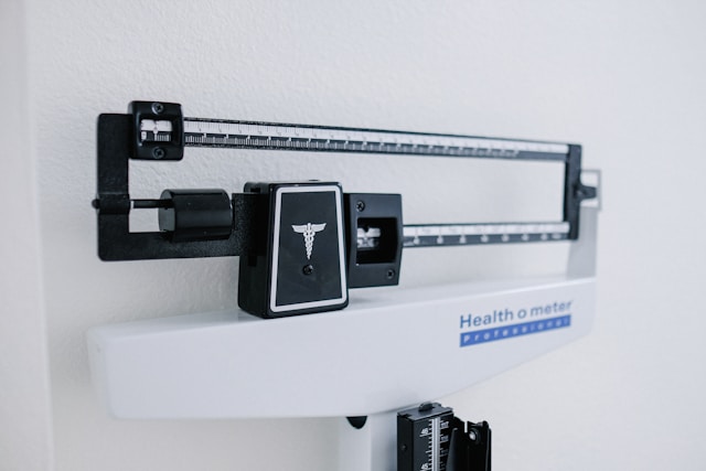 GENbio's tweet card. This test can be performed on children before their genetic risk starts to shape their weight, which may support early prevention.