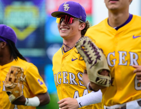 AlfredEzman's tweet card. Over the past week, the Texas Longhorns, Florida State Seminoles and Georgia Bulldogs made some big additions through the college baseball transfer portal.