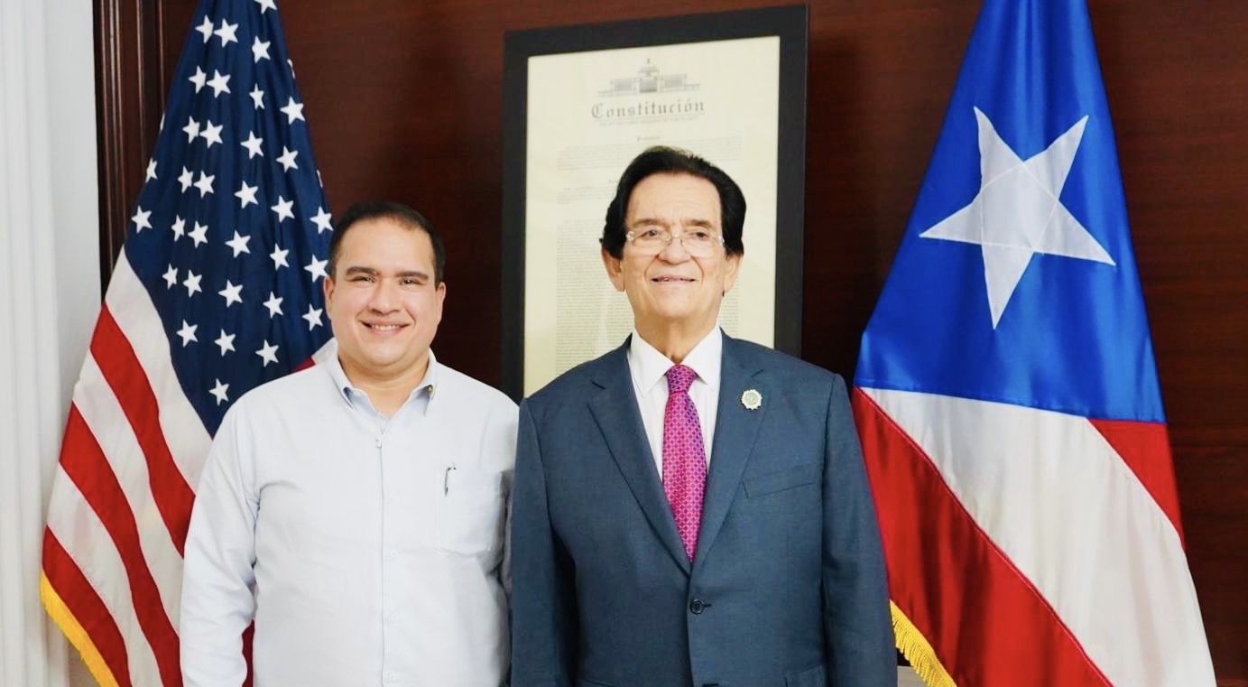 Rep_RamonTorres's tweet card. Ronny, gracias por la amistad y los consejos. Descansa en paz, presidente.
