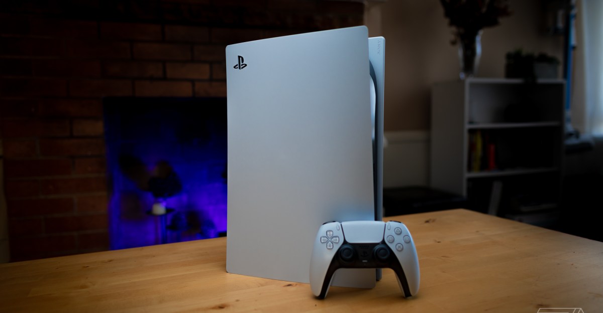 tomwarren's tweet card. Sony might be getting ready for a PS5 portable