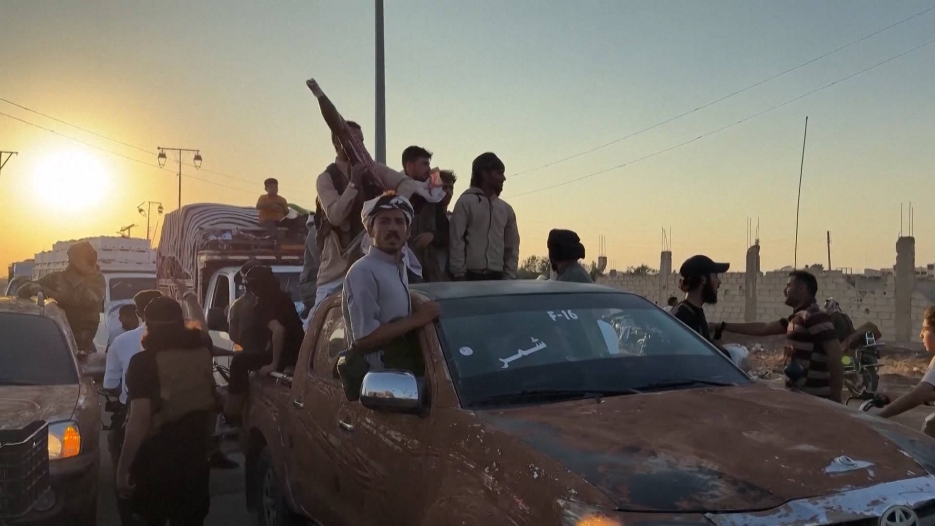 democracynow's tweet card. The Syrian government announced another ceasefire deal on Saturday between Bedouin and Druze groups in the southern province of Suwayda. The Syrian Observatory for Human Rights says over 1,000 people...