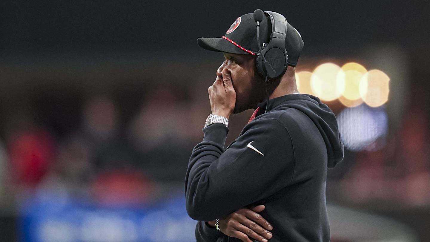 arkeshrayyyy's tweet card. Last season's collapse kept expectations for the Atlanta Falcons head coach low