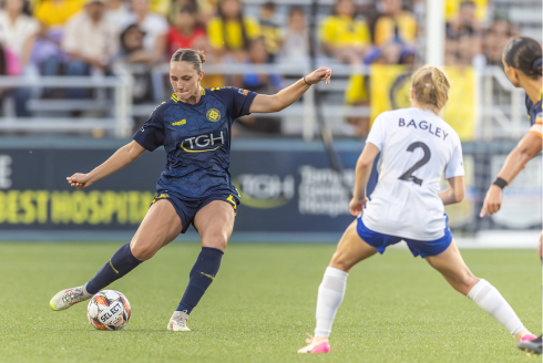 USFWSOC's tweet card. While pursuing a master’s degree in exercise science at USF, Vivianne Bessette helped lead Tampa Bay Sun FC to a championship title as a standout defender in the team’s inaugural season.