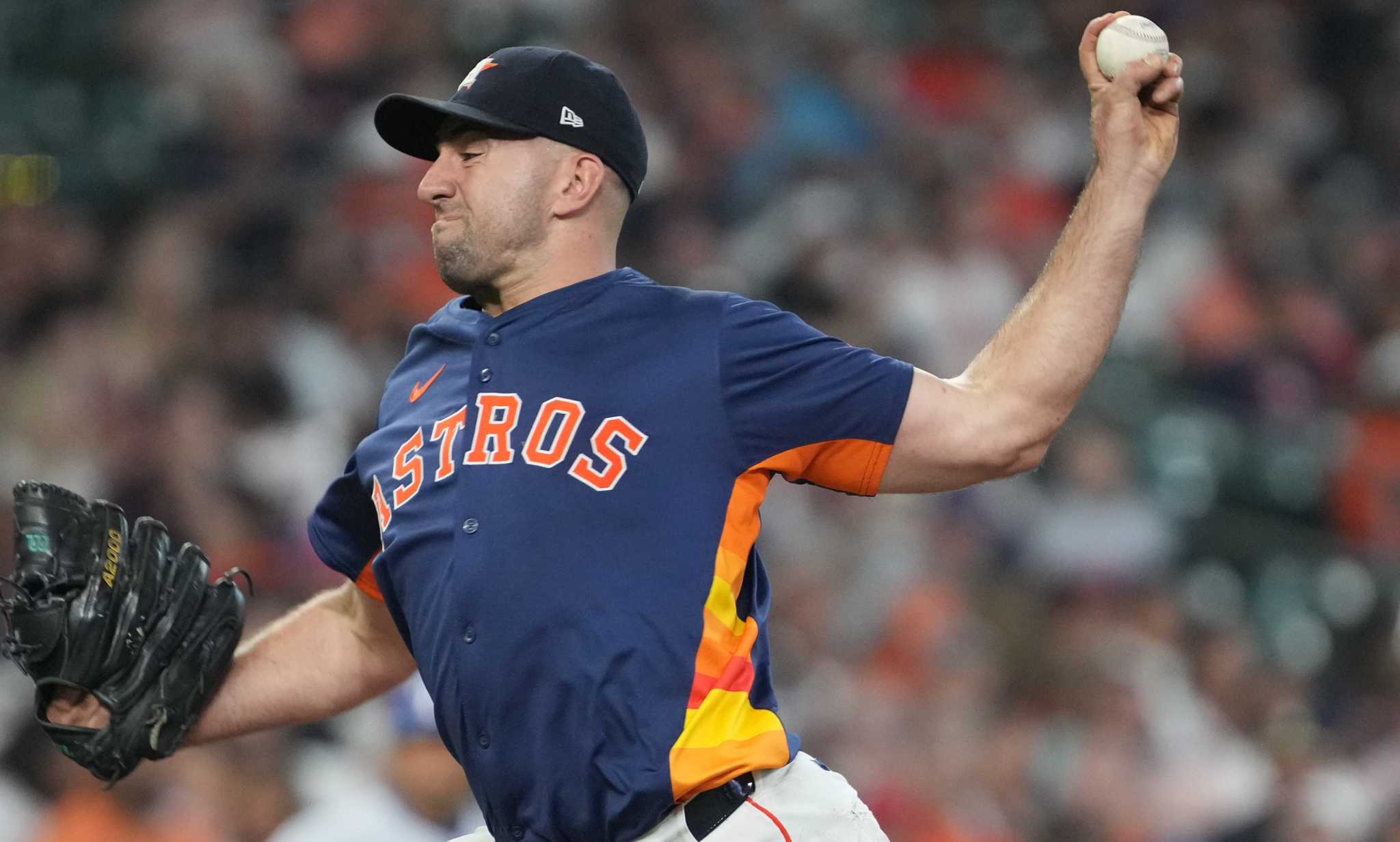 ChronAstros's tweet card. The Houston Astros take a four-game lead in the AL West into a three-game interleague series at Arizona.